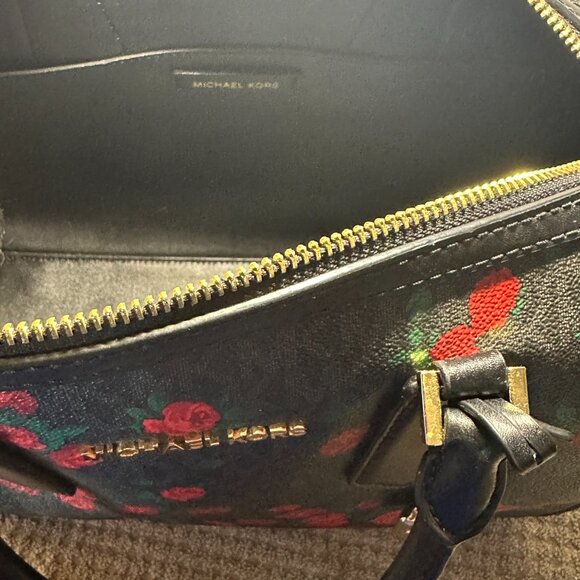 Michael Kors Rose Hayes Duffle Satchel Crossbody - Picture 7 of 10